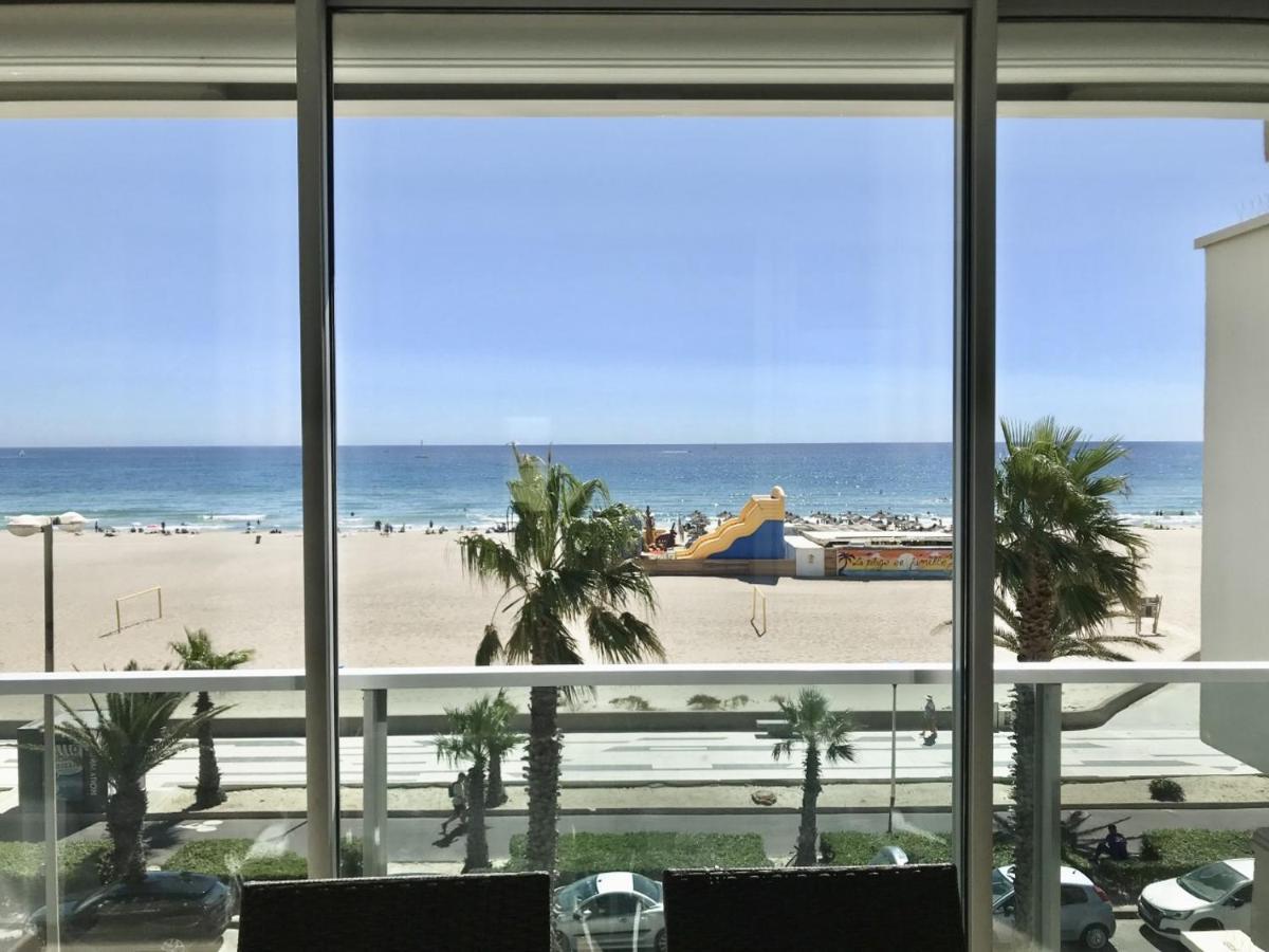 Appartement Face A La Mer - 6 A 8 Personnes - Canet En Roussillon Eksteriør billede